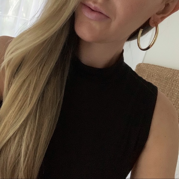 Vestry Hoops | 18k Gold Filled - Picture 3 of 4